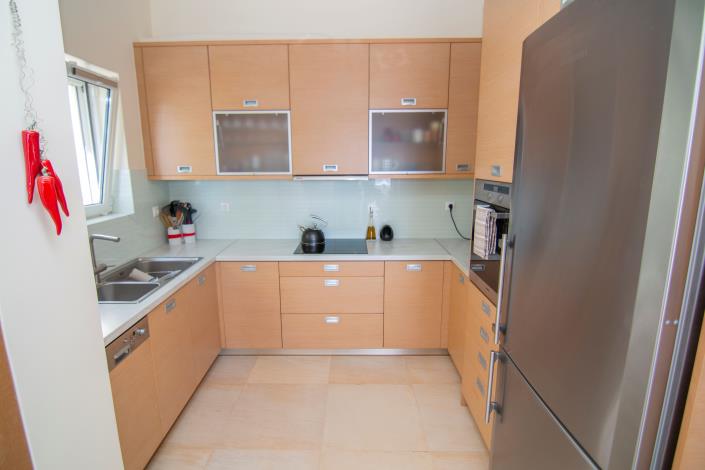 Image No.5-Maison de 4 chambres à vendre à Porto Rafti