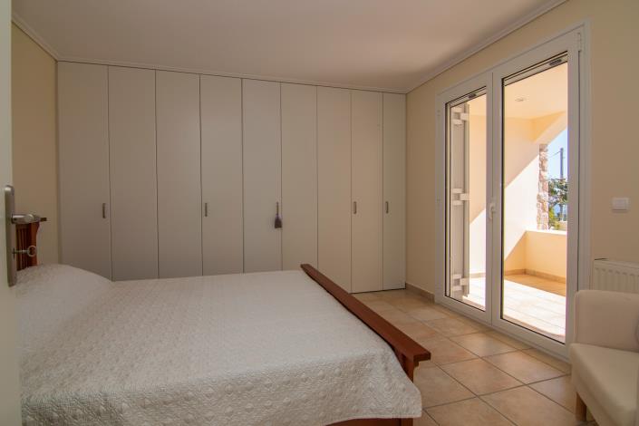 Image No.16-Maison de 4 chambres à vendre à Porto Rafti