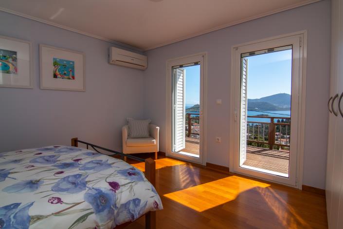 Image No.11-Maison de 4 chambres à vendre à Porto Rafti