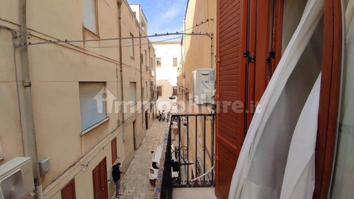 Image No.14-3 Bed Apartment for sale