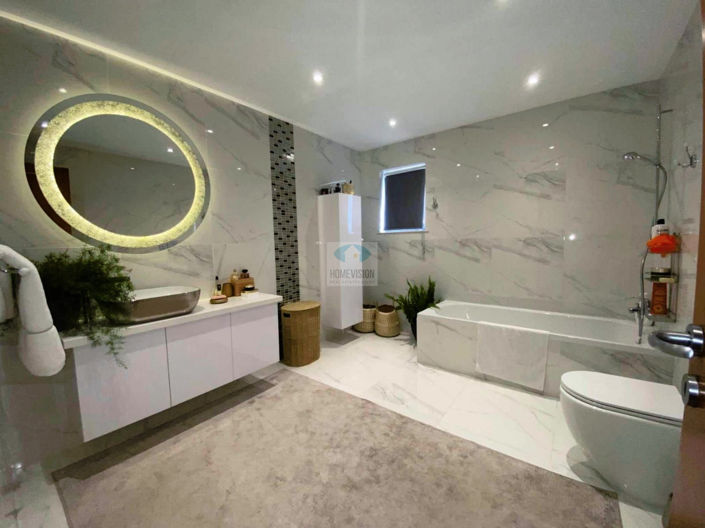 Image No.9-6 Bed Villa for sale