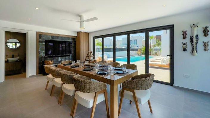 Image No.3-3 Bed Villa for sale