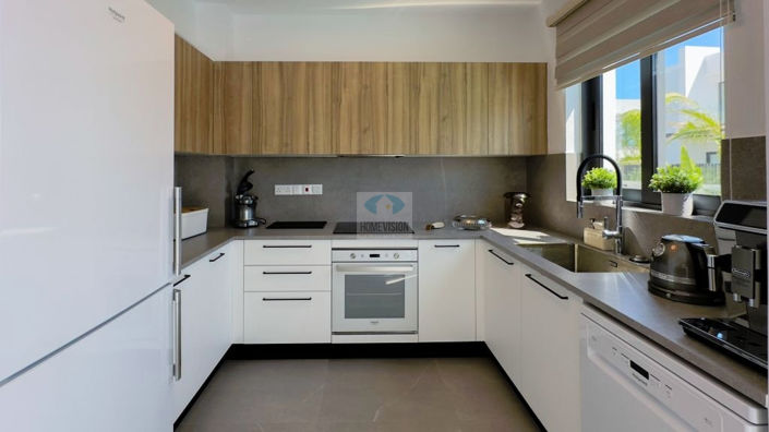 Image No.9-3 Bed Villa for sale