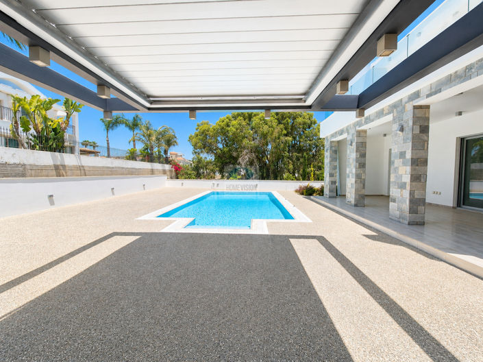 Image No.2-5 Bed Villa for sale