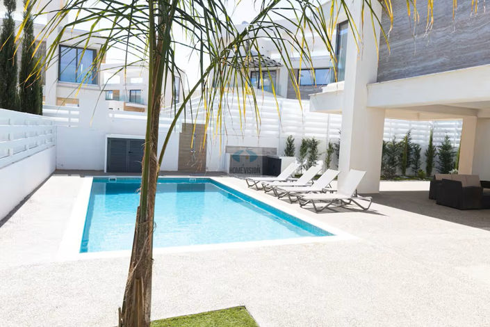 Image No.16-3 Bed Villa for sale