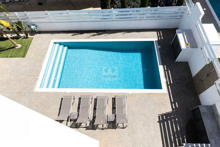 Image No.17-3 Bed Villa for sale