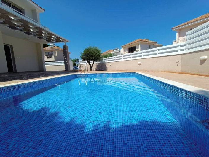 Image No.3-Villa de 3 chambres à vendre à Kapparis