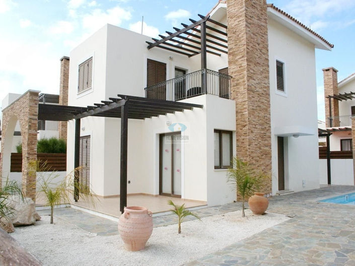Image No.1-3 Bed Villa for sale