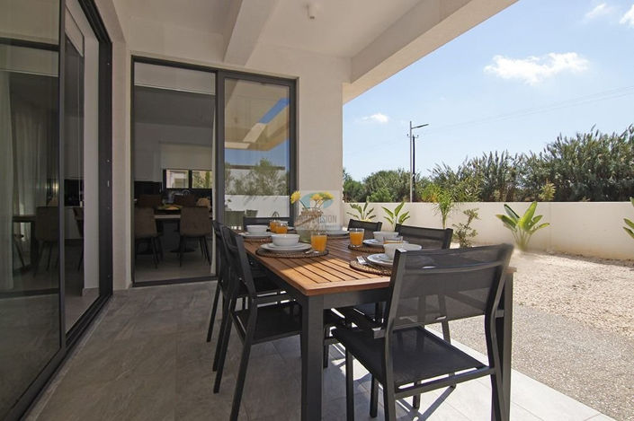 Image No.13-3 Bed Villa for sale