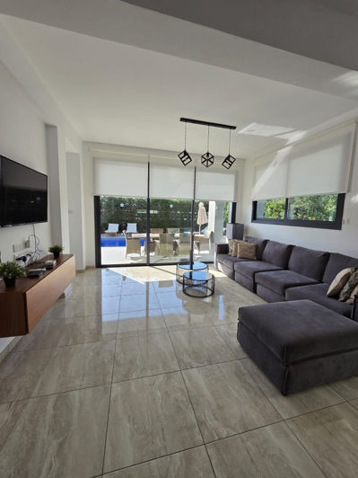 Image No.4-3 Bed Villa for sale