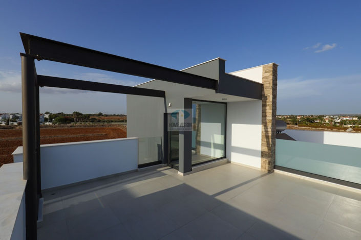 Image No.20-5 Bed Villa for sale