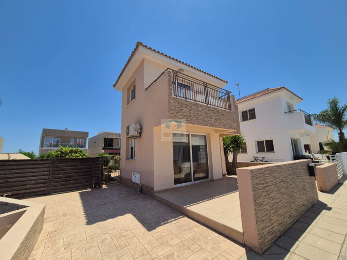 Image No.3-3 Bed Villa for sale