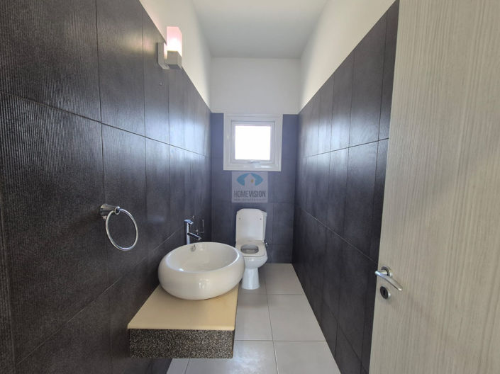 Image No.15-3 Bed Villa for sale