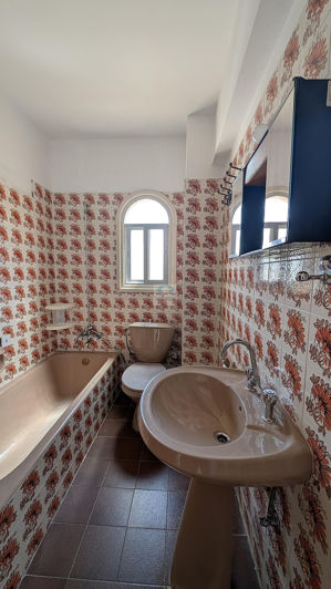 Image No.10-1 Bed Apartment for sale