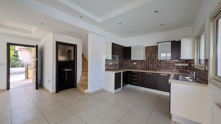 Image No.11-3 Bed Villa for sale