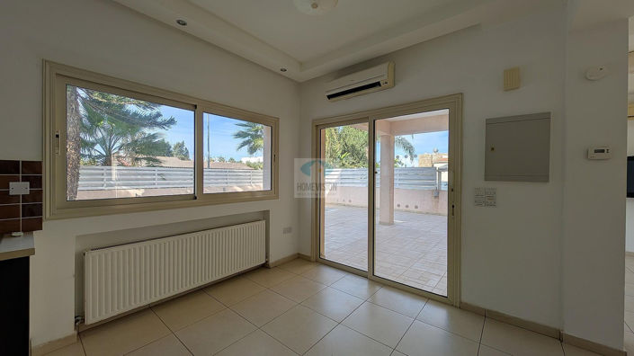 Image No.18-3 Bed Villa for sale