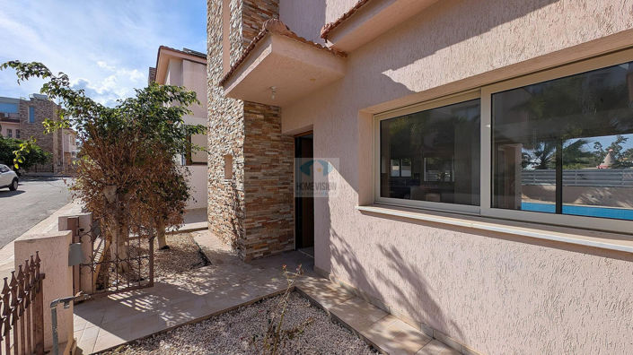 Image No.26-3 Bed Villa for sale