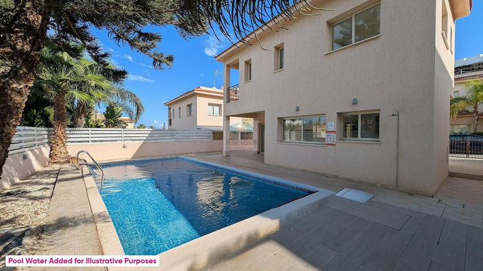 Image No.6-3 Bed Villa for sale