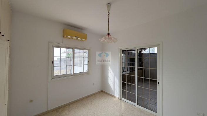 Image No.10-3 Bed Villa for sale