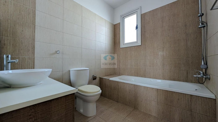 Image No.10-3 Bed Villa for sale