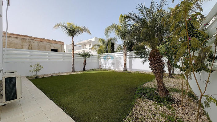 Image No.18-3 Bed Villa for sale