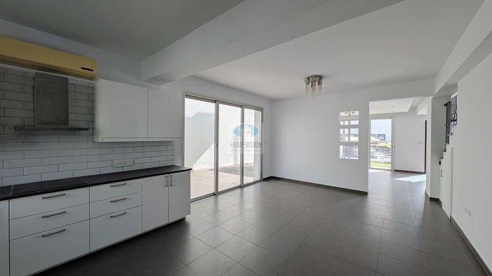 Image No.9-3 Bed Villa for sale