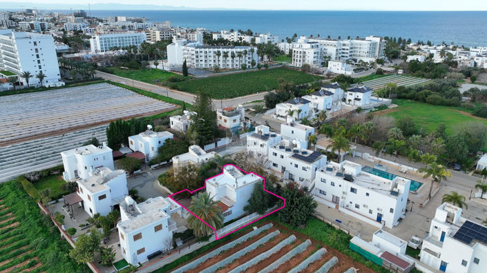 Image No.2-3 Bed Villa for sale