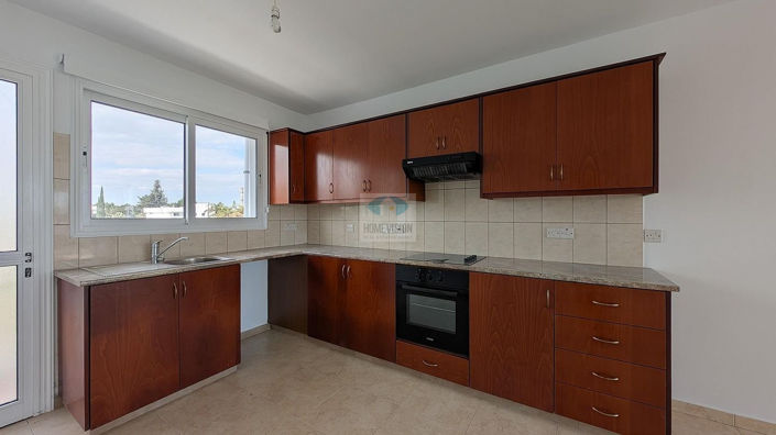 Image No.17-Commercial à vendre à Kiti