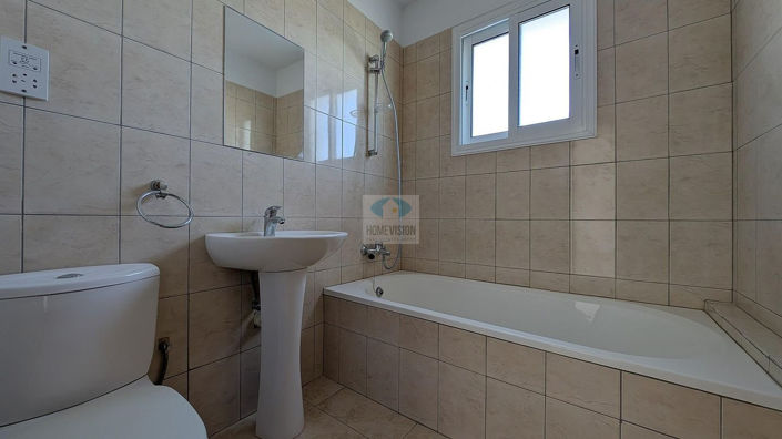 Image No.31-Commercial à vendre à Kiti