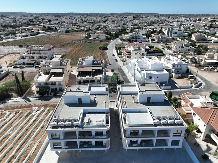 Image No.17-2 Bed Apartment for sale