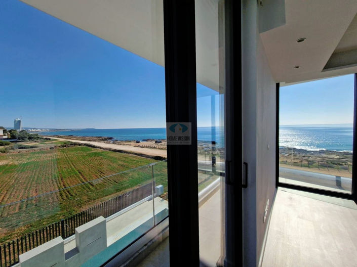 Image No.23-4 Bed Villa for sale