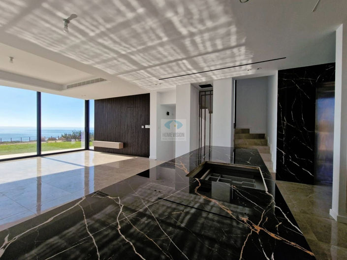 Image No.6-4 Bed Villa for sale