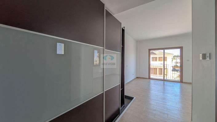 Image No.19-3 Bed Villa for sale