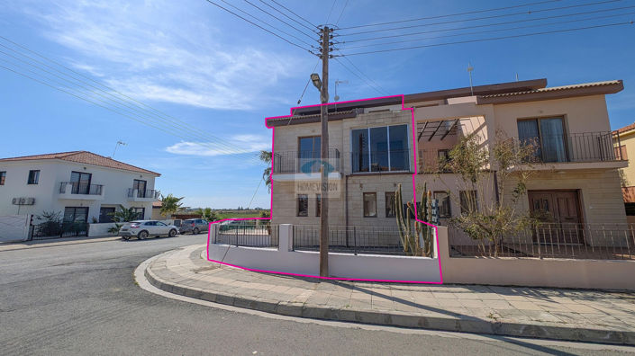 Image No.2-3 Bed Villa for sale