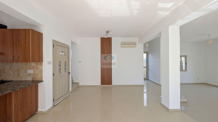 Image No.10-3 Bed Villa for sale