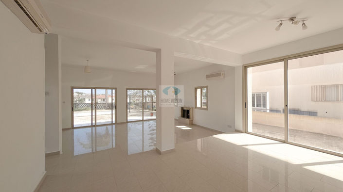 Image No.4-3 Bed Villa for sale