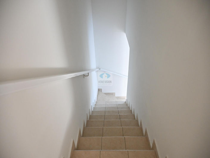 Image No.10-2 Bed Townhouse for sale