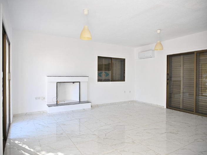 Image No.4-4 Bed Villa for sale