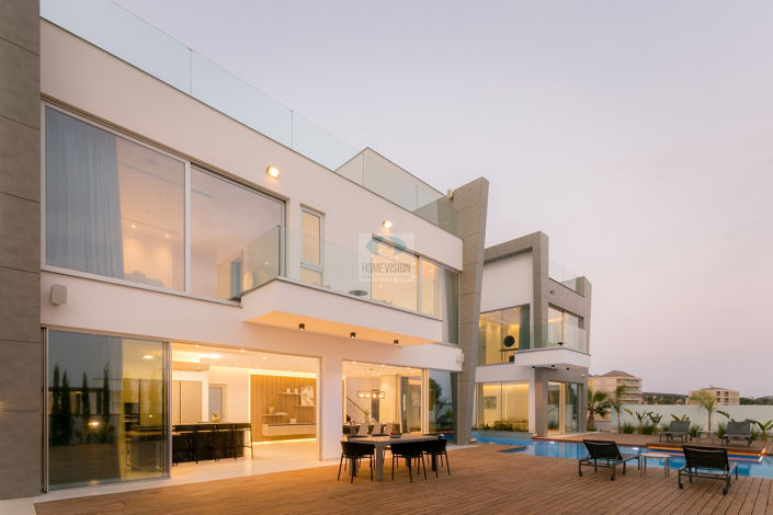 Image No.26-3 Bed Villa for sale
