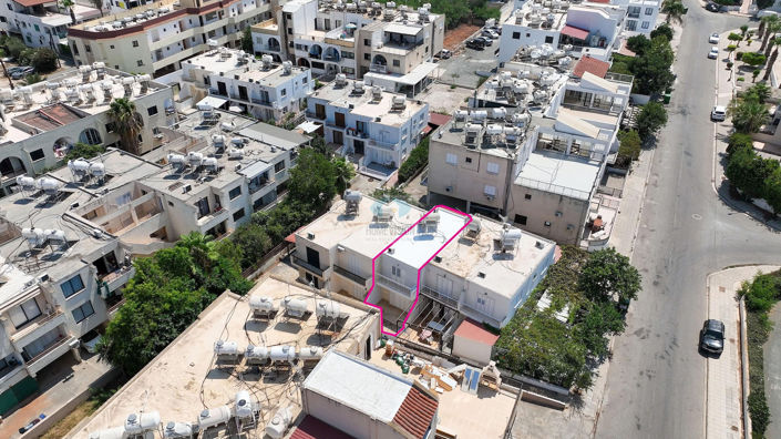 Image No.15-2 Bed Townhouse for sale