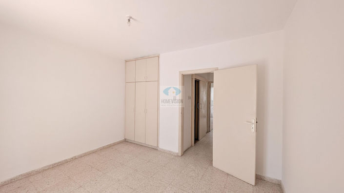Image No.6-2 Bed Townhouse for sale