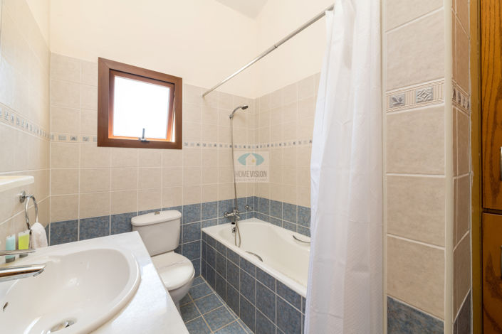 Image No.11-4 Bed Villa for sale