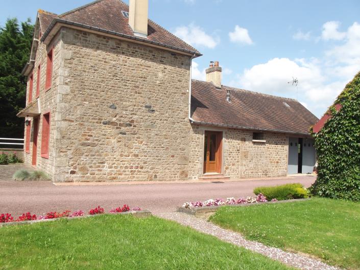 Image No.8-Propriété de pays de 2 chambres à vendre à Désertines