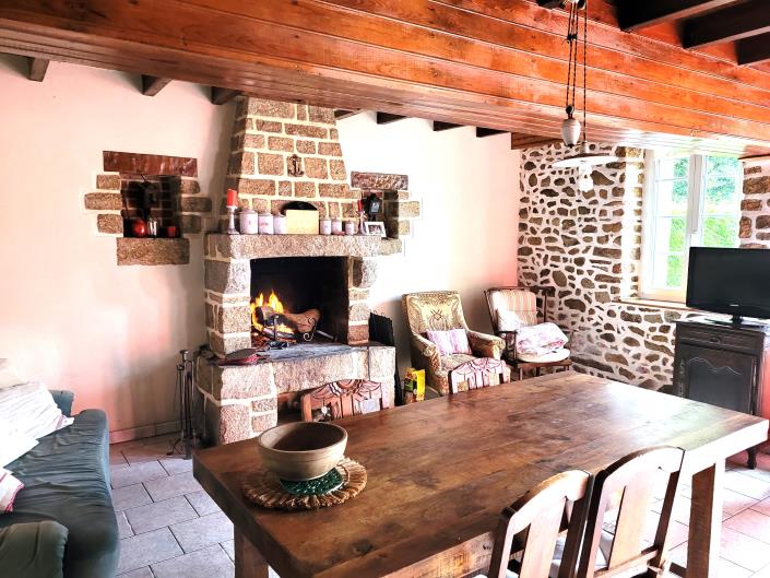 Image No.4-2 Bed Cottage for sale