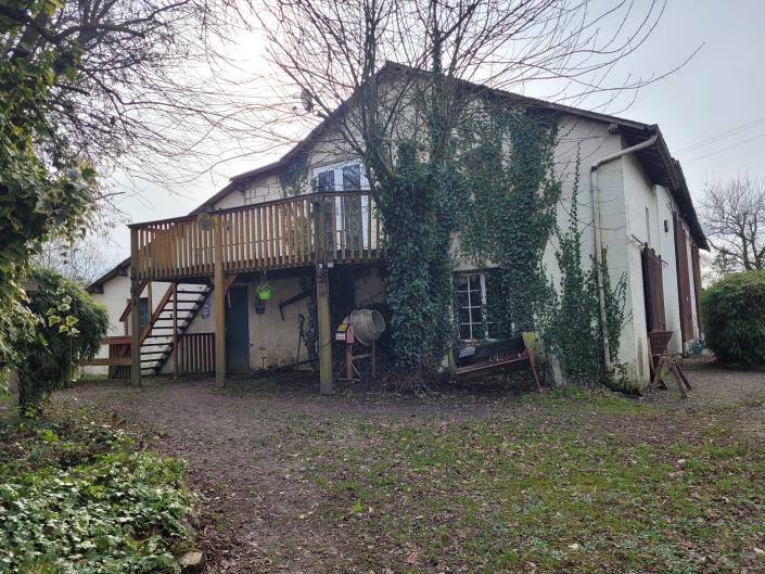 Image No.40-3 Bed Country Property for sale