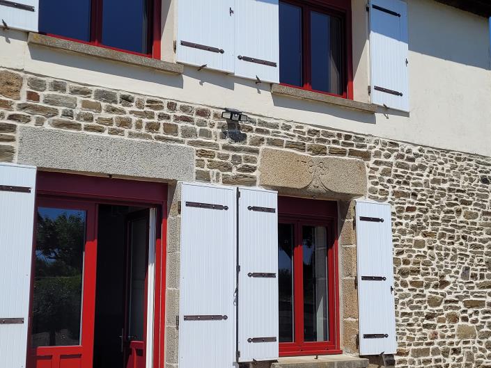 Image No.10-4 Bed Country Property for sale