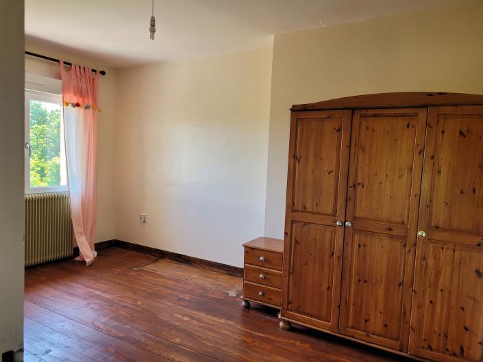 Image No.18-4 Bed Country Property for sale