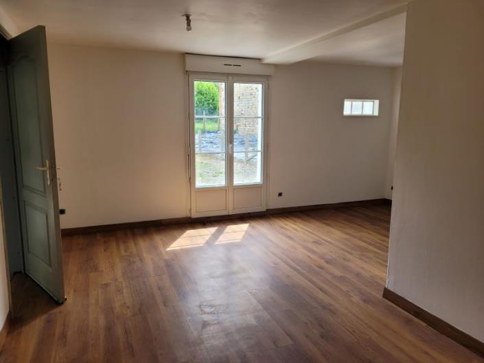 Image No.10-2 Bed Cottage for sale