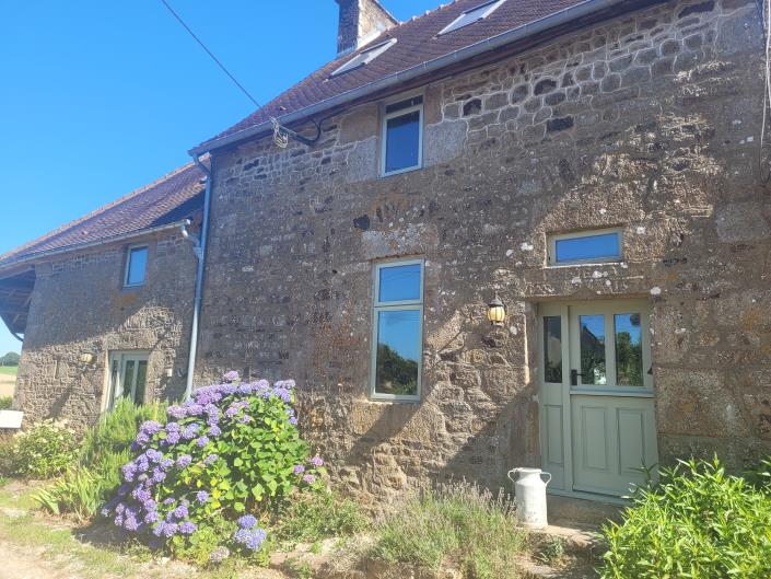 Passais, Cottage