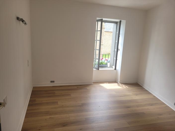 Image No.13-3 Bed Cottage for sale